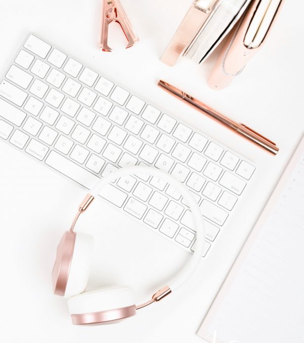 pretty-white-and-rose-gold-home-office-desk-accessories-bespoke-social-co-social-media-management-and-strategy-services